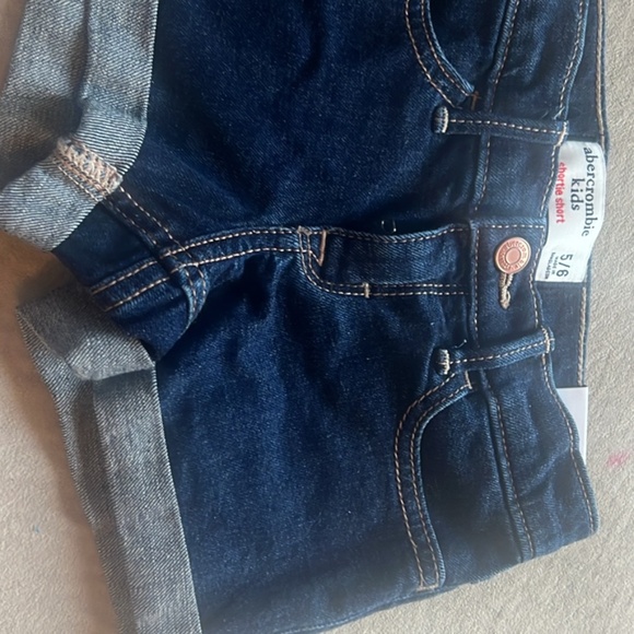 5/6 short bundle - Picture 4 of 5